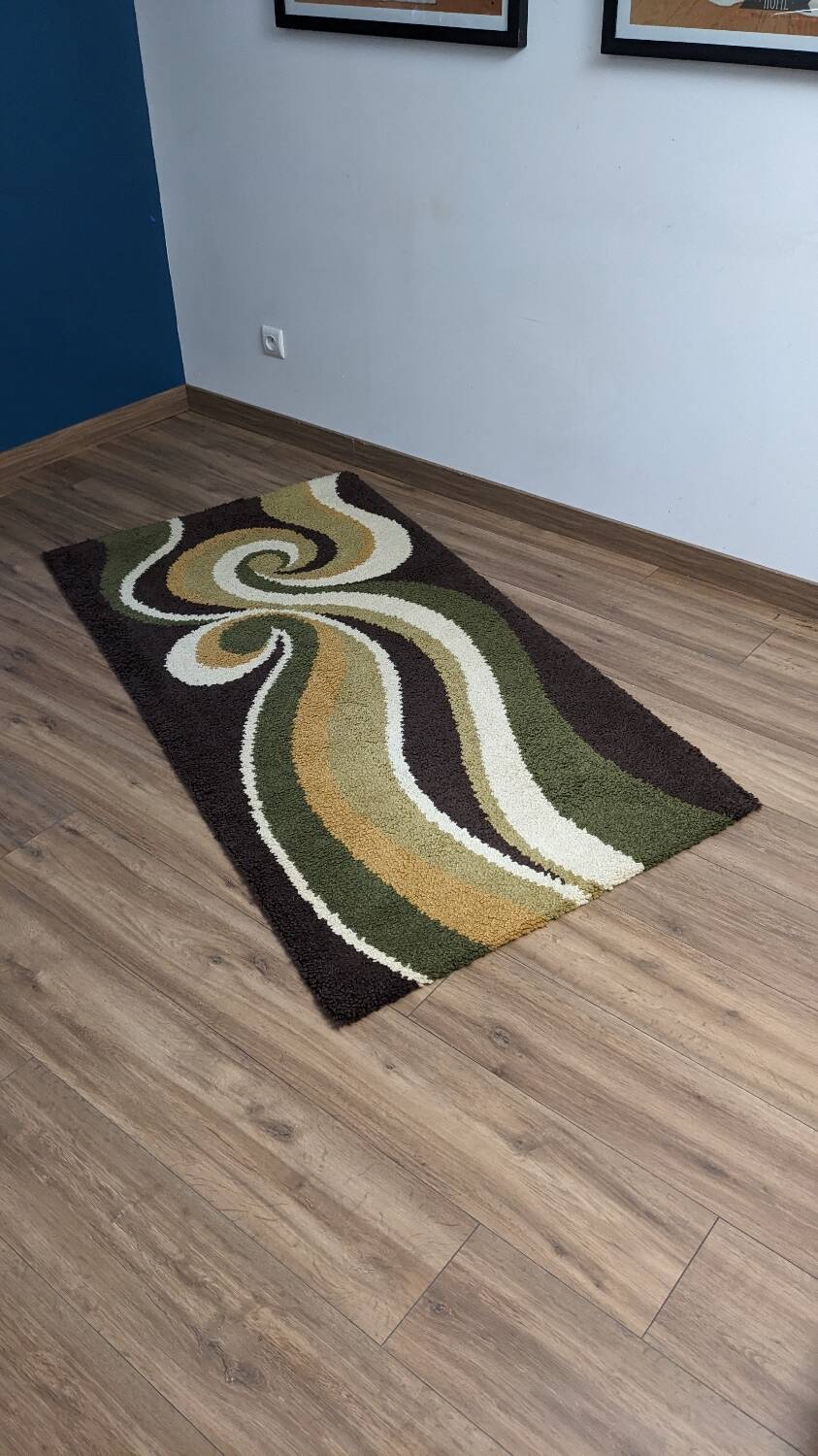 Space Age vintage rug