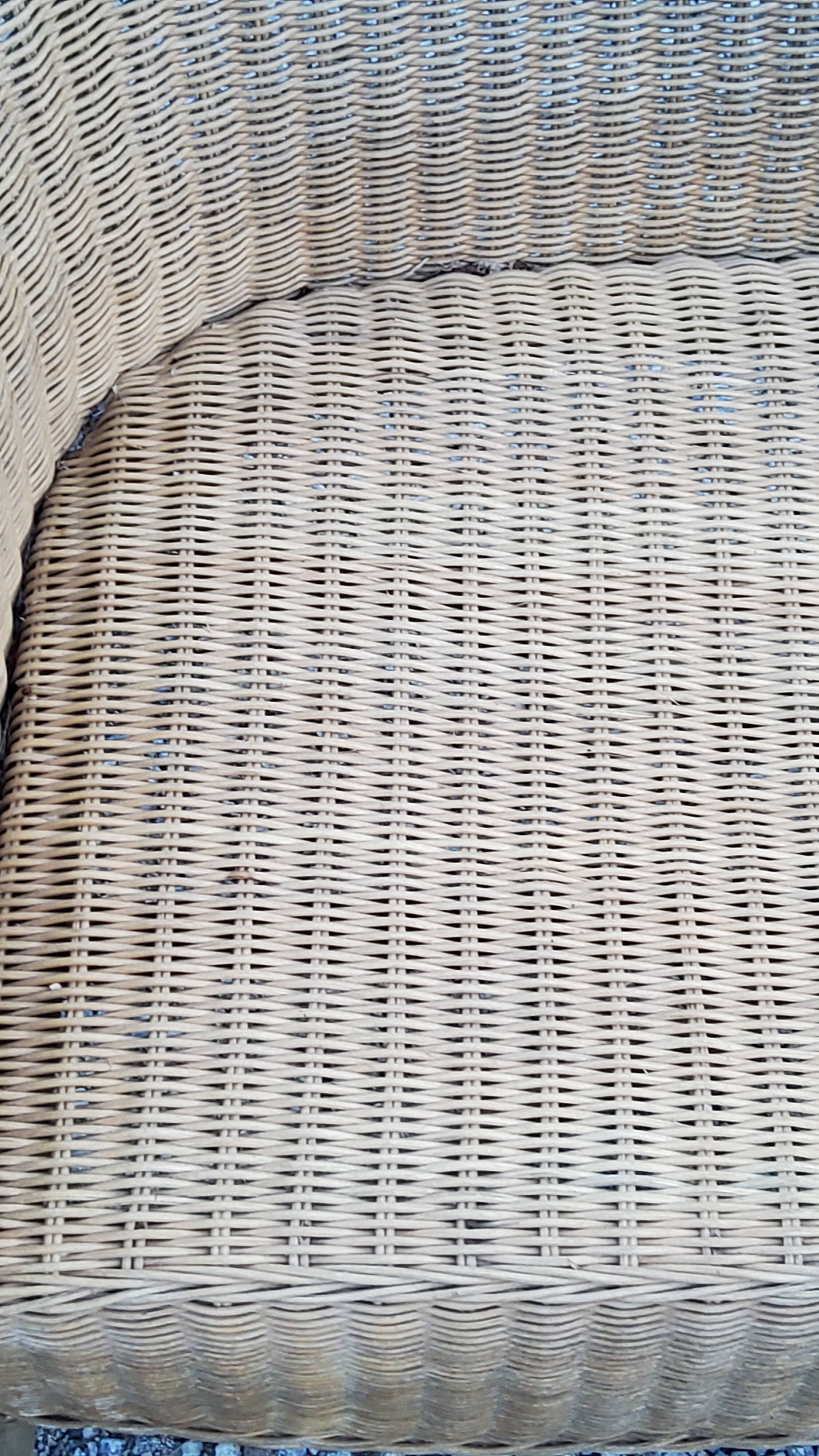 Pair of armchairs and bench in rattan and bamboo from the 60s/70s
