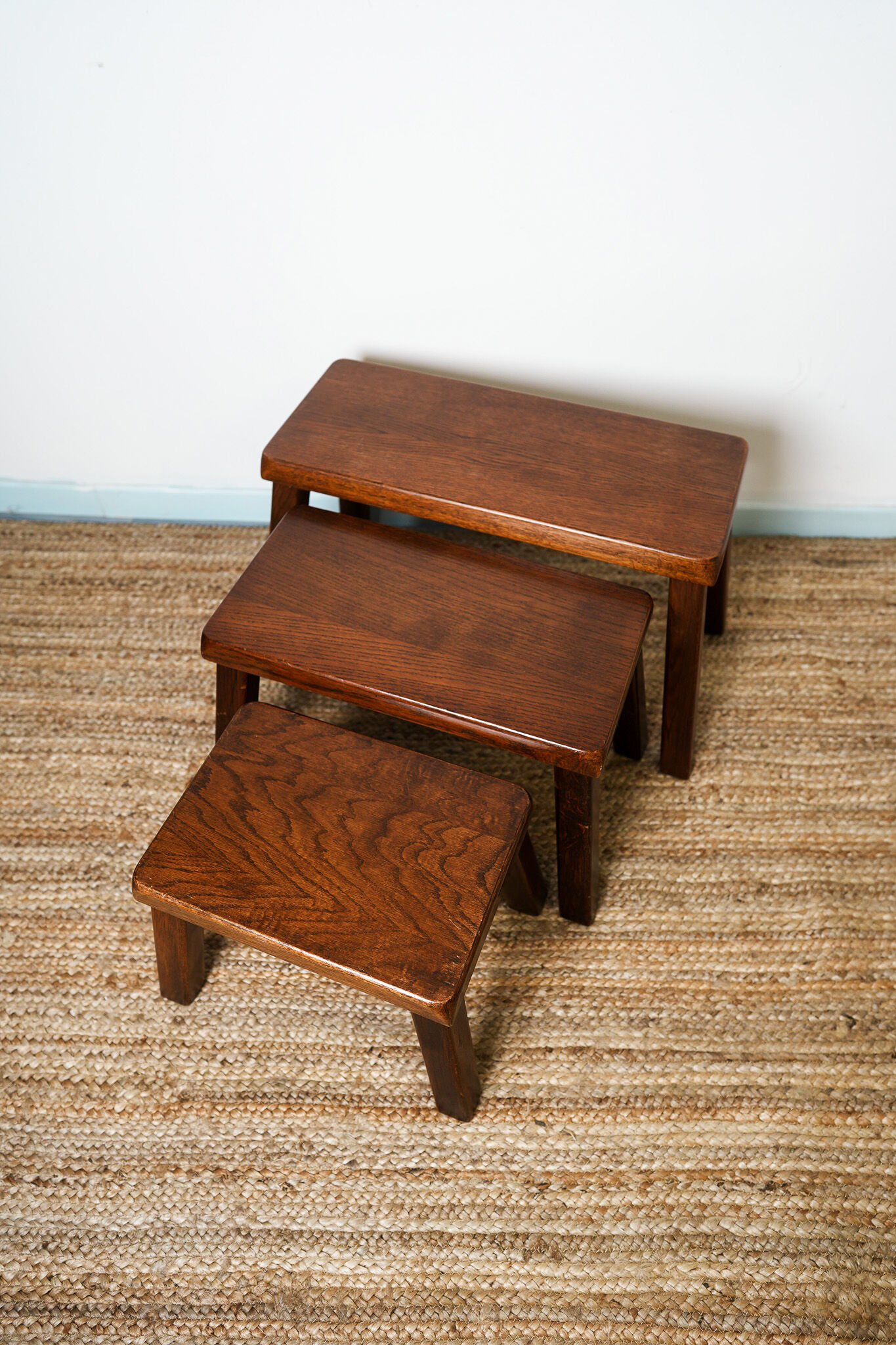 Oak nesting tables