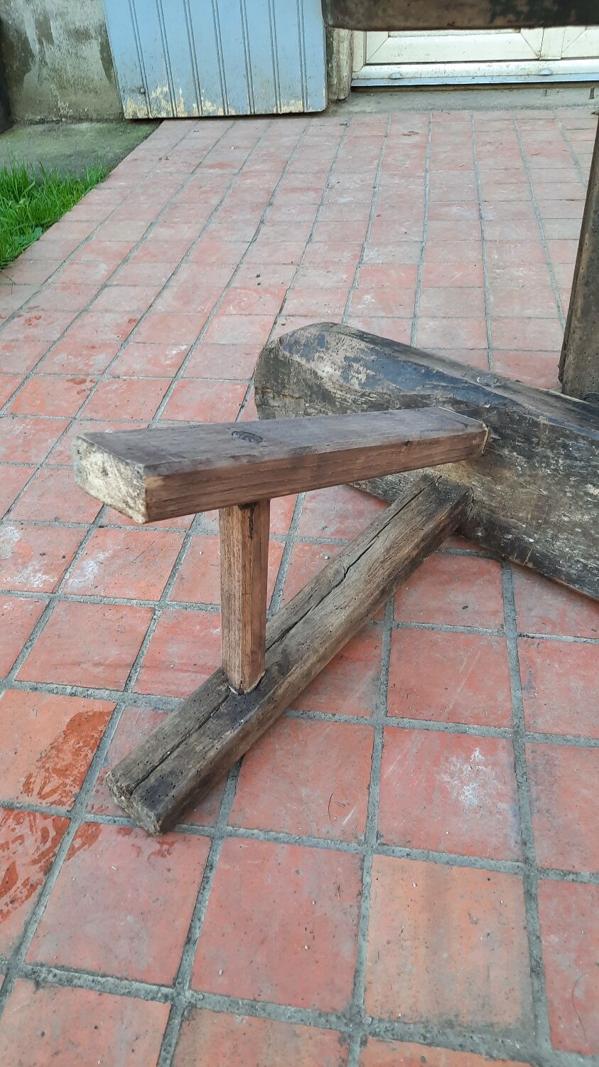 Paire de bancs en bois