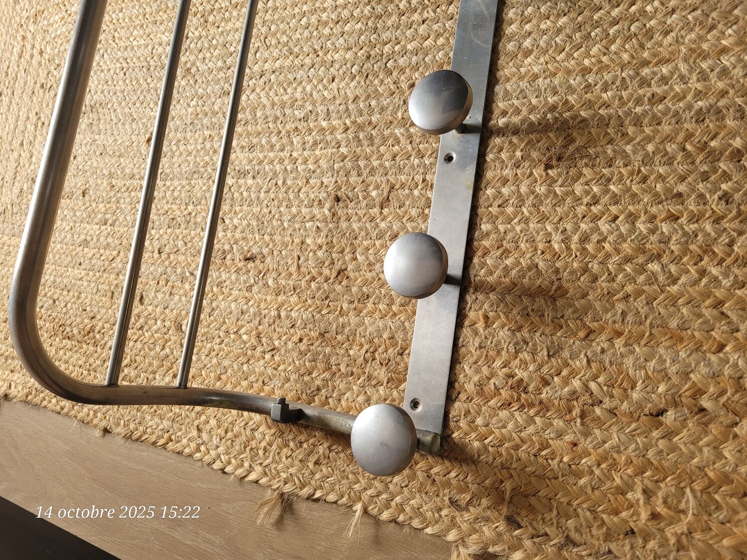Vintage aluminum coat rack (6 hooks)