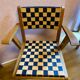 Paire de chaises des années 50 en chêne dorées.