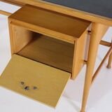 Scandinavian desk all sides