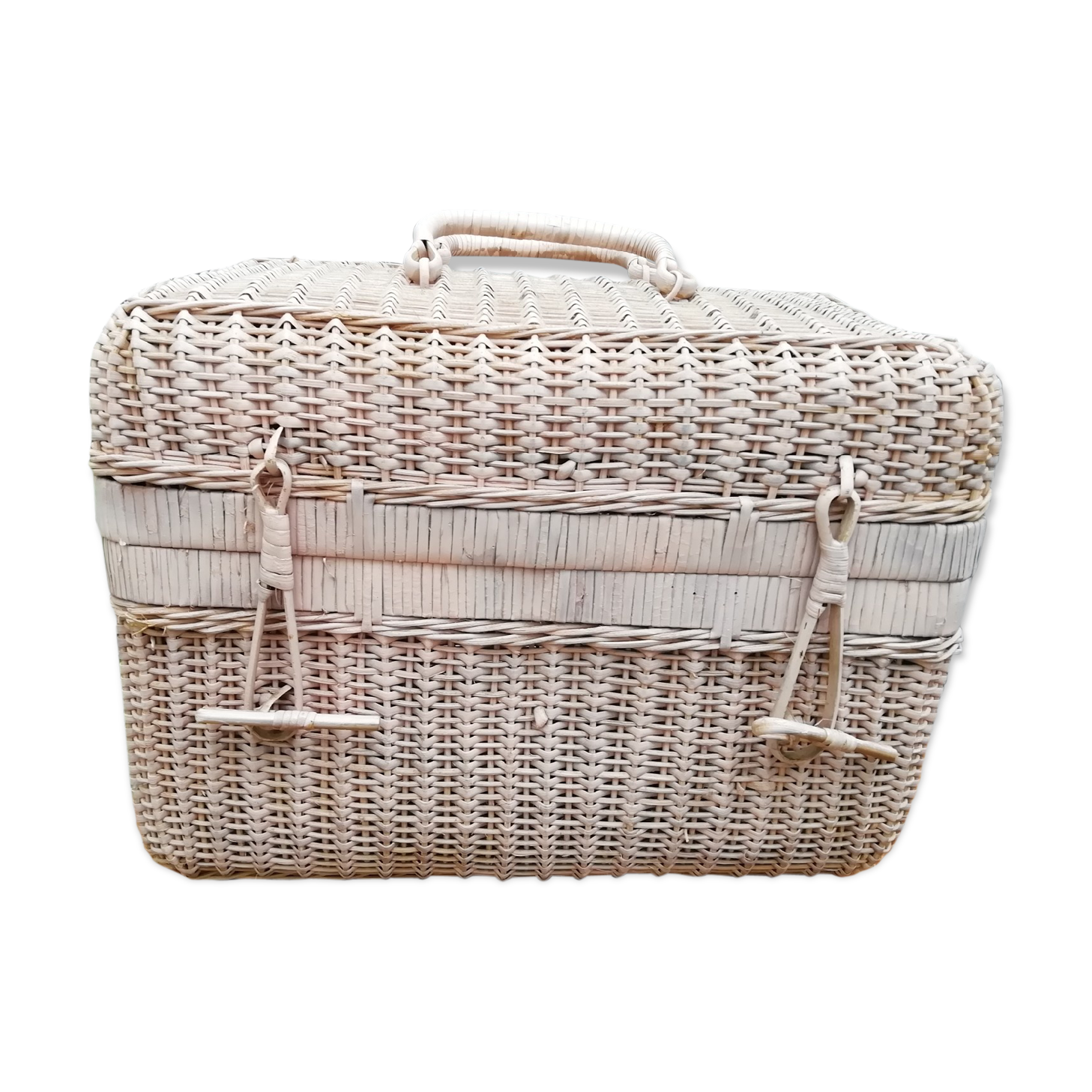 Old suitcase Wicker