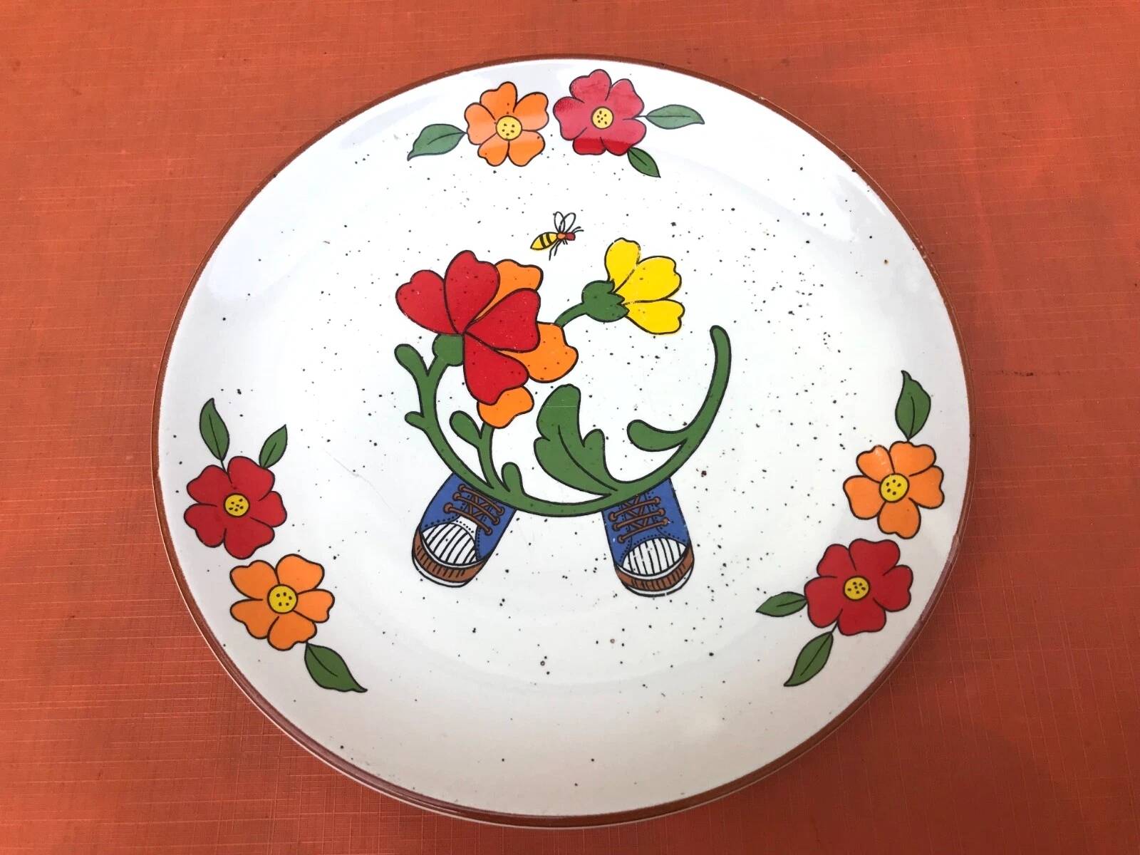 1970s glazed ceramic dessert plate