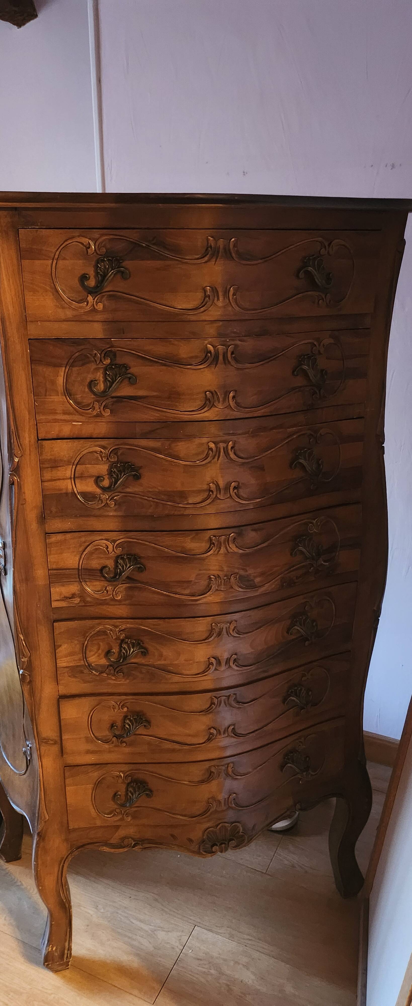 Louis XV style chiffonnier with seven drawers
