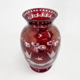 Vase en verre coupé à la main Egermann Ruby Red, Tchécoslovaquie, années 1940