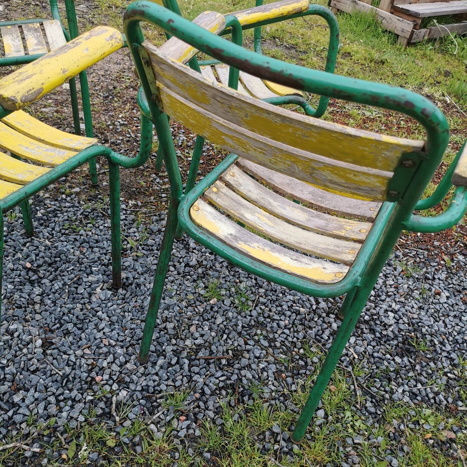 Set of 4 metal bistro chairs tolix style