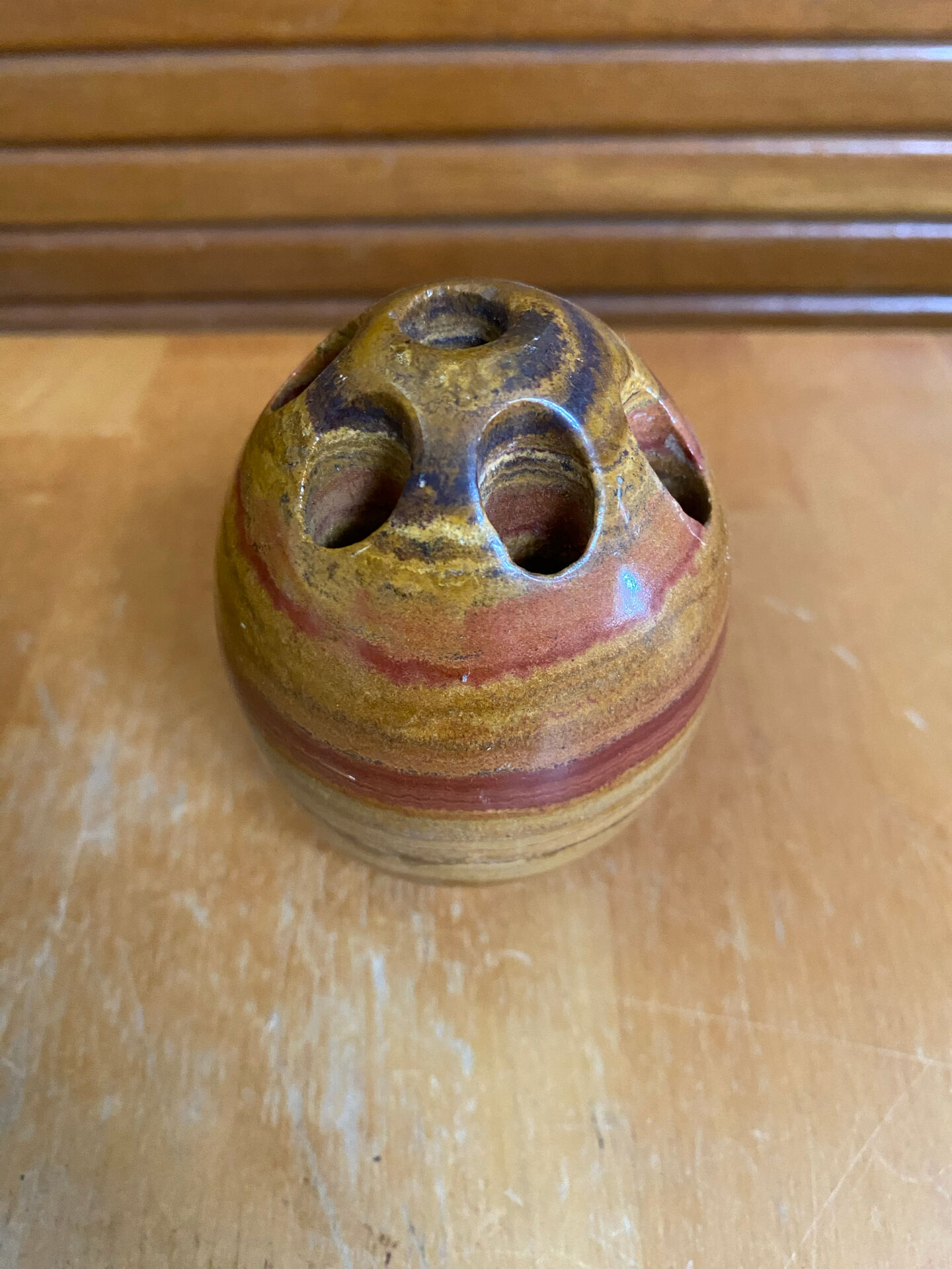 Vintage Hard Stone Onyx Egg Flower Holder