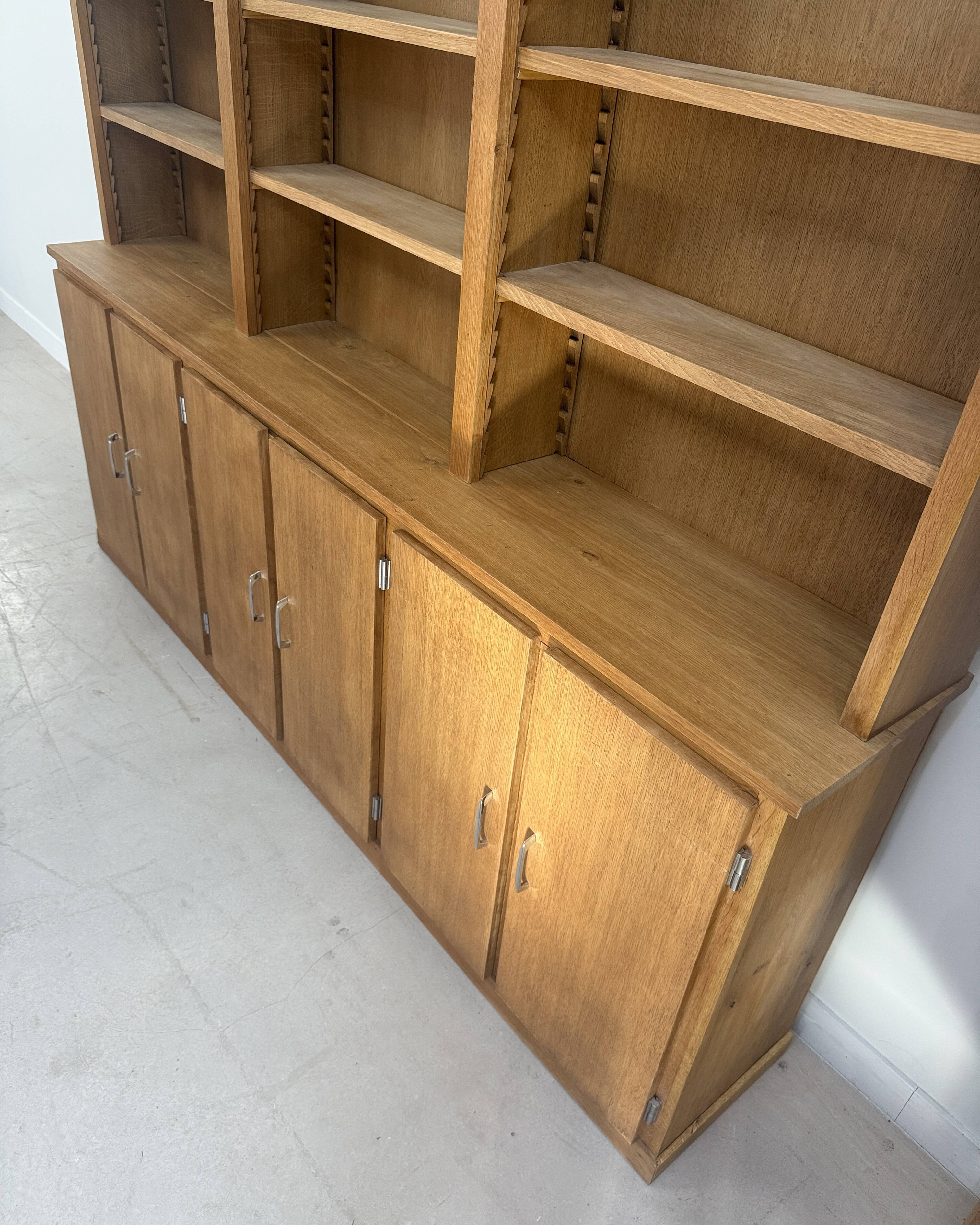 Large mid-century oak library (renovated)