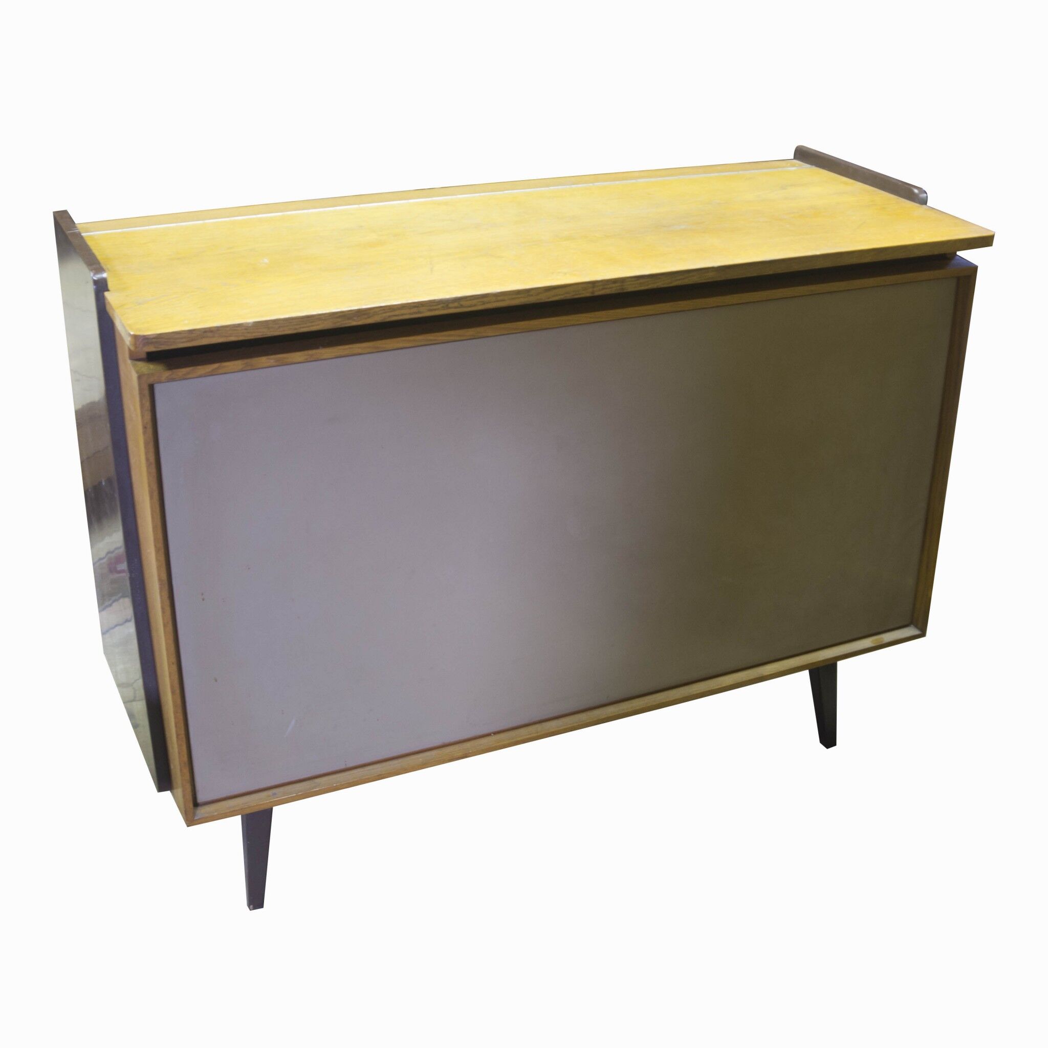 The 1960s vintage Dresser