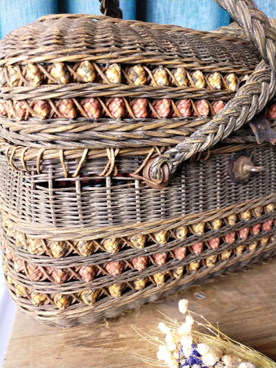 Braided wicker shopping basket