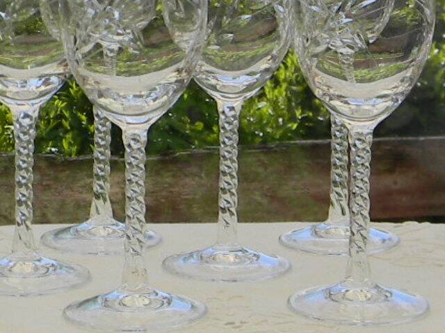 6 crystal white wine glasses from ARQUES. Epi Fleury model.