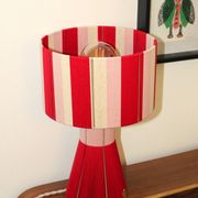 Lampe à poser l'Irrésistible rouge poudré