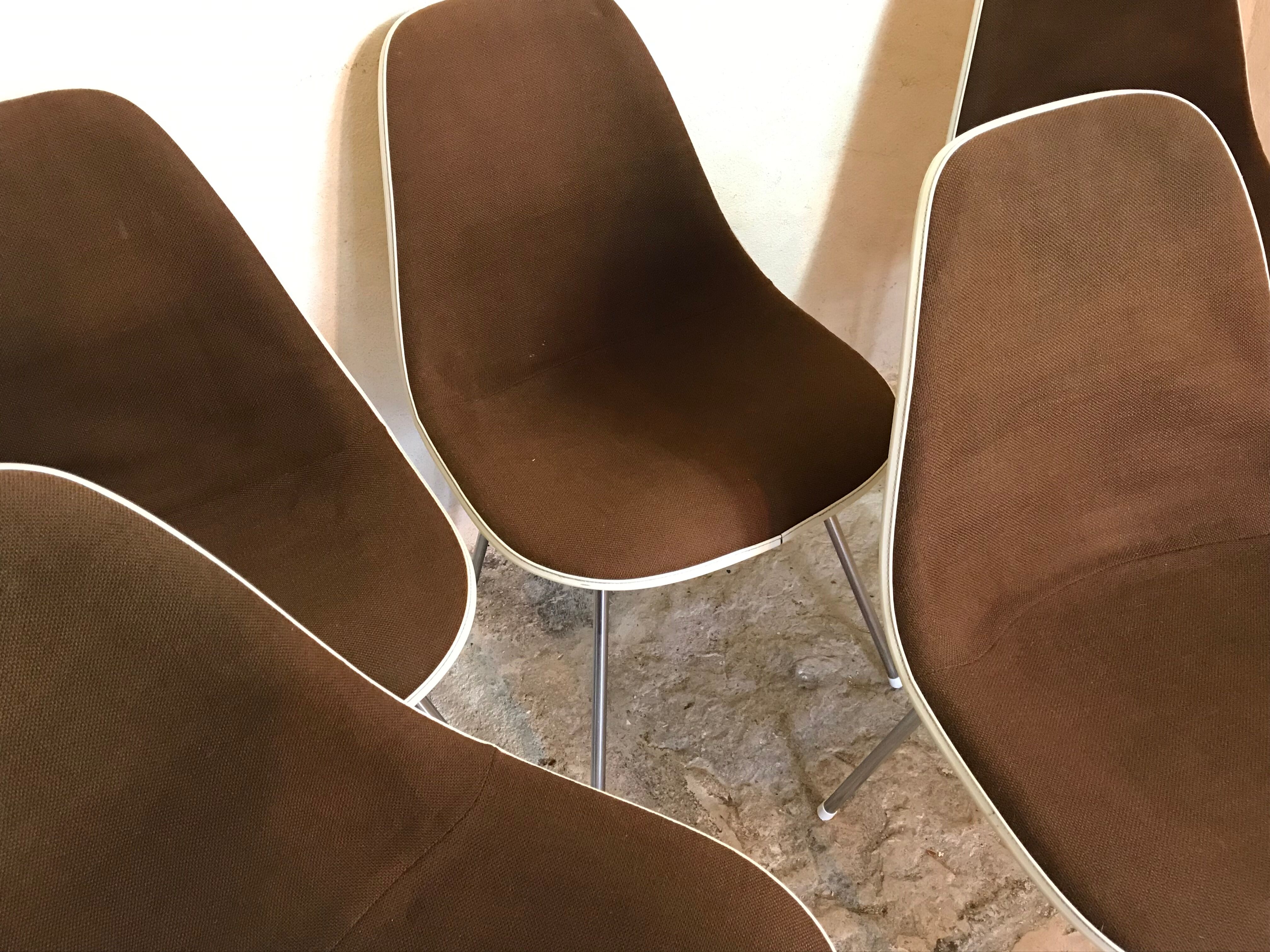 Set of 6 Charles and Ray Eames chairs for Herman Miller, 1960-70's