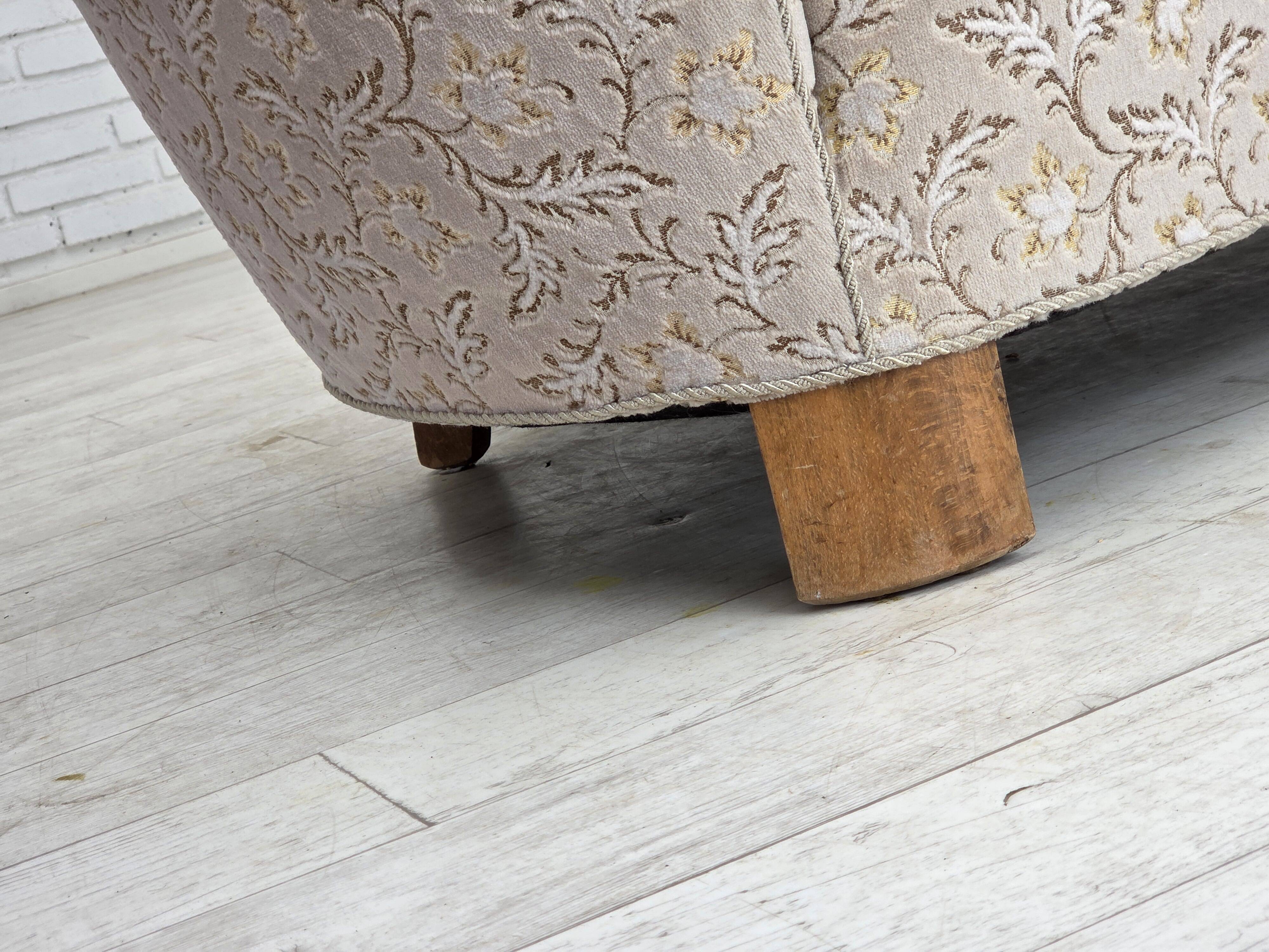 Canapé "Banane" danois 2 places des années 1970, velours d'origine.