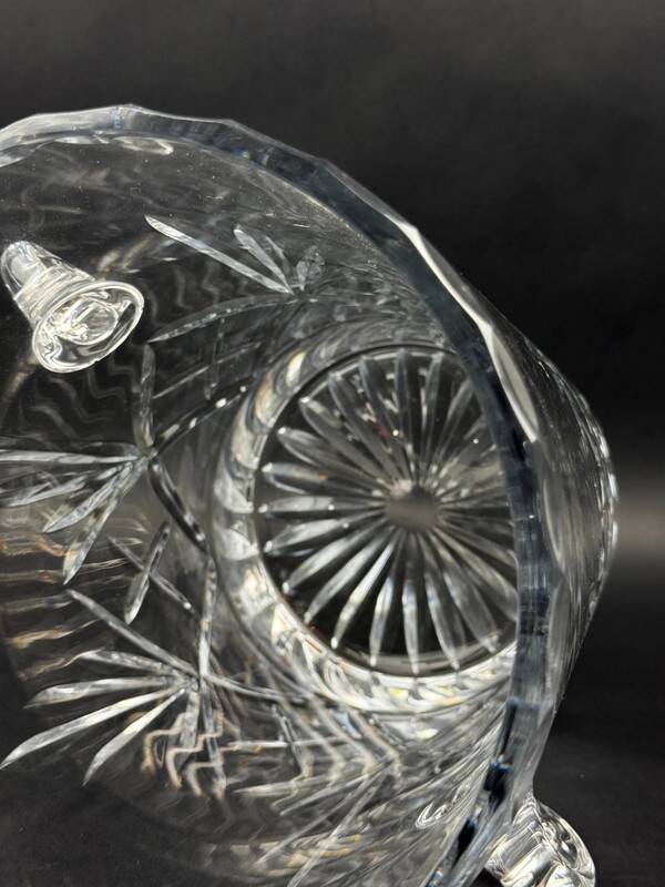 Cut crystal champagne bucket