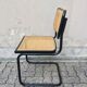 Chaise B32 noire de Marcel Breuer