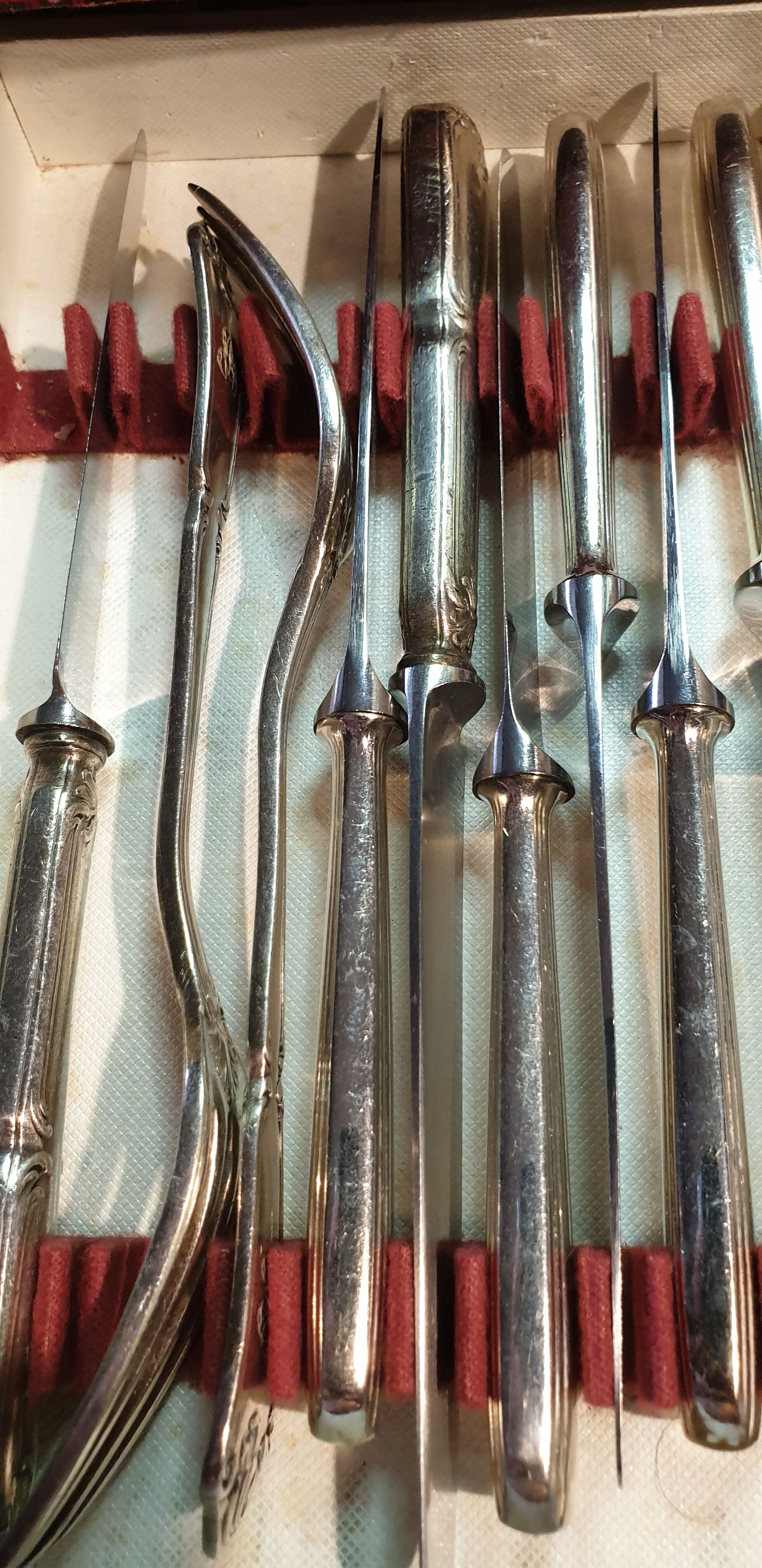 Housewife 64 pieces stainless steel and silver metal nogent