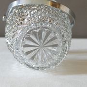 Seau à glace vintage en verre estampillé avec une anse en métal