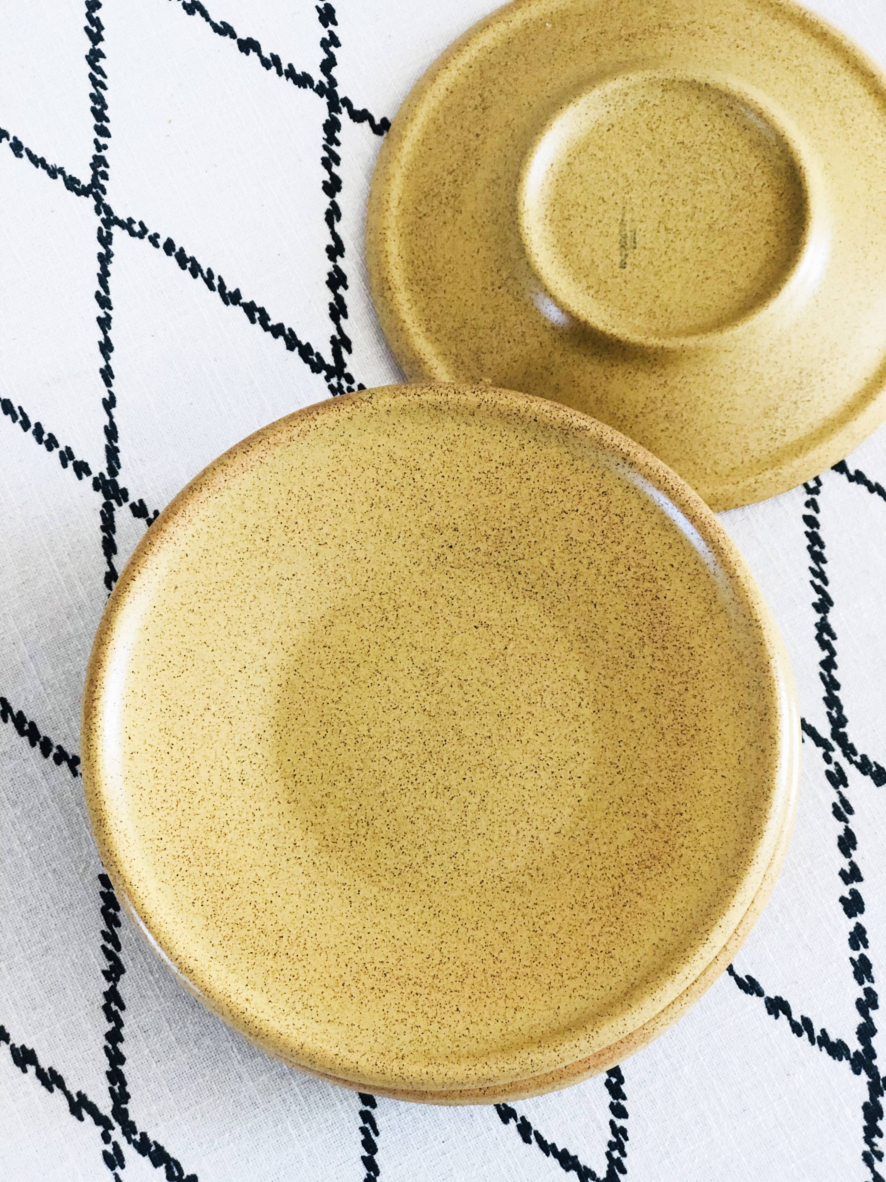 Stoneware dessert plates set of 4