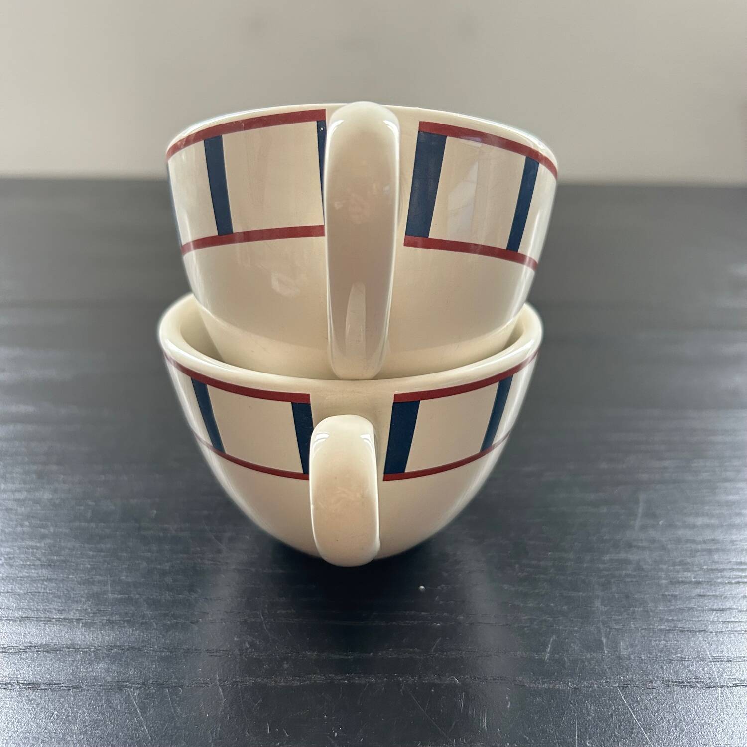 Pair of Basque decor cups