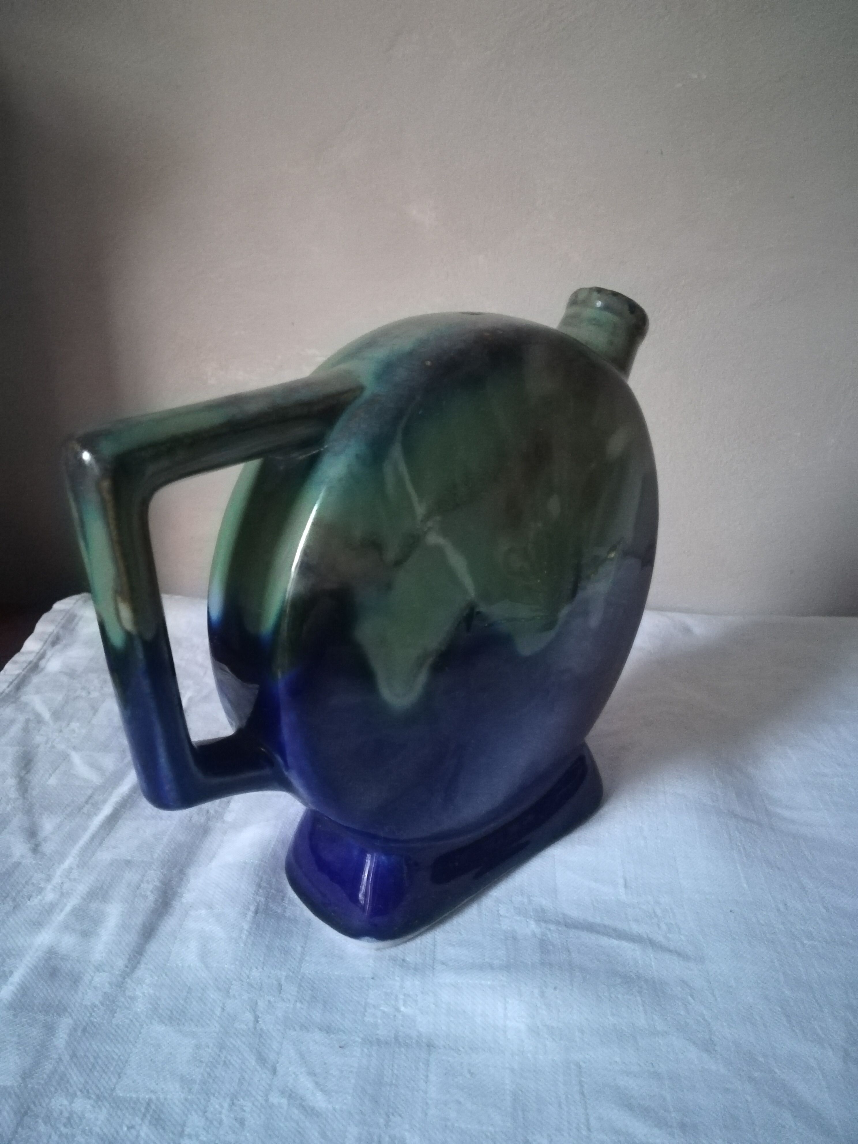 Bouteille à liqueur en céramique émaillée