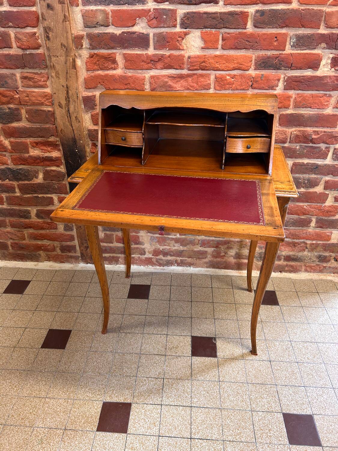 Beautiful vintage Capuchin desk