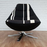 Danish design, Madsen and Schubell MS 68, lounge chair with swivel foot and tiltable back