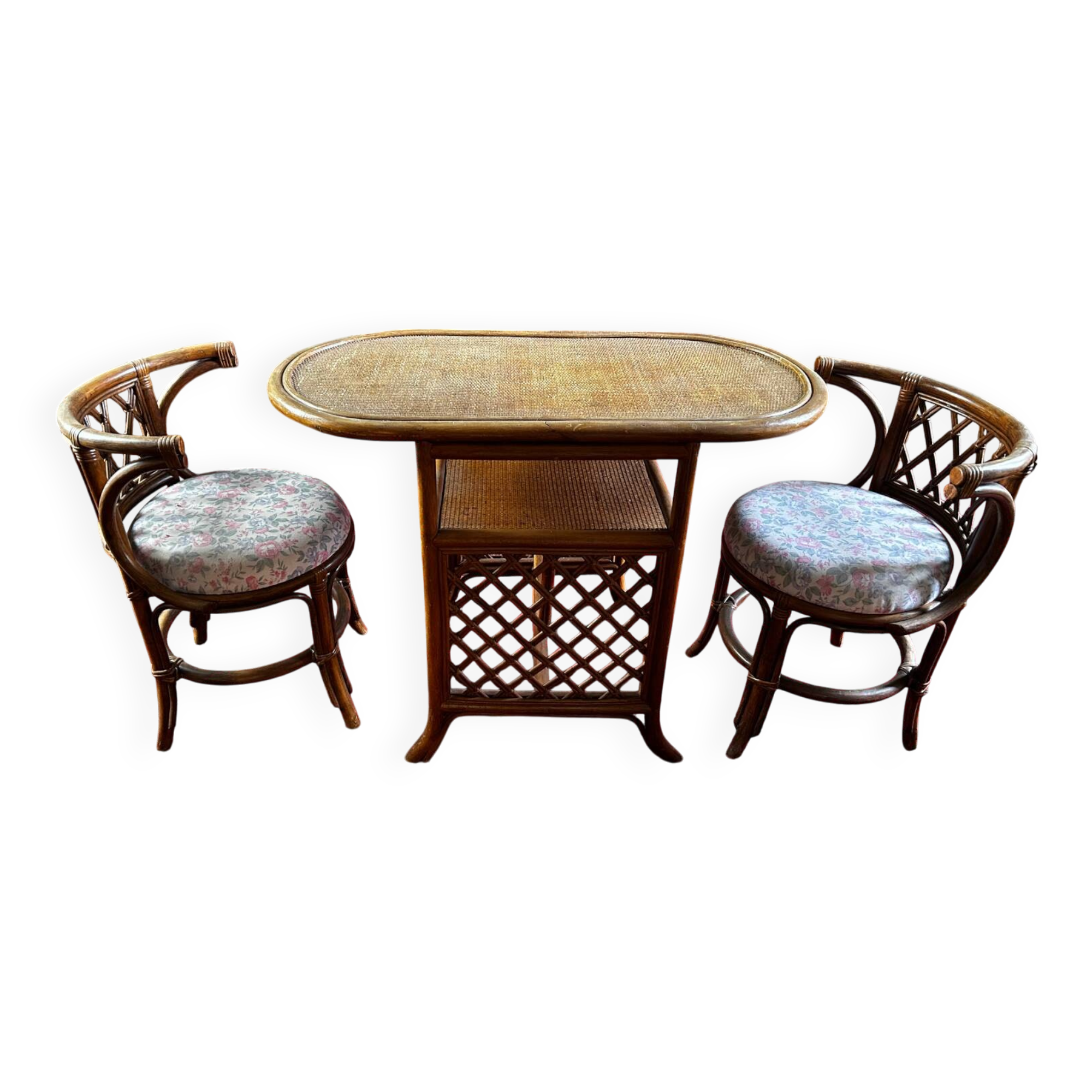 Vintage rattan table and chairs 1970