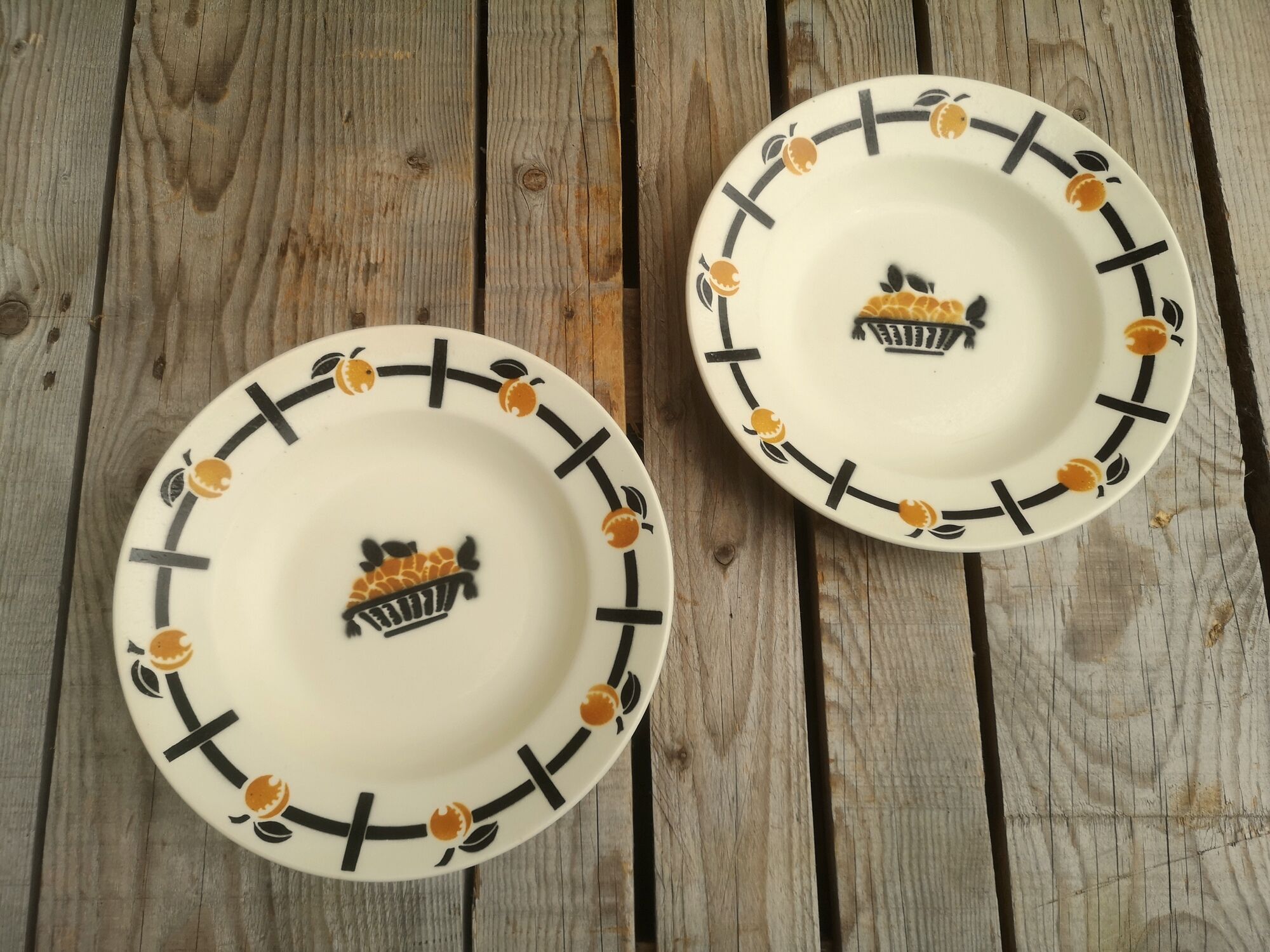 Set of 2 ceramic soup plates décor basket apricots signed Badonviller