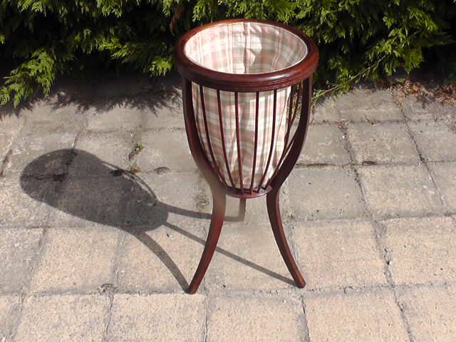 Worker - Wool basket