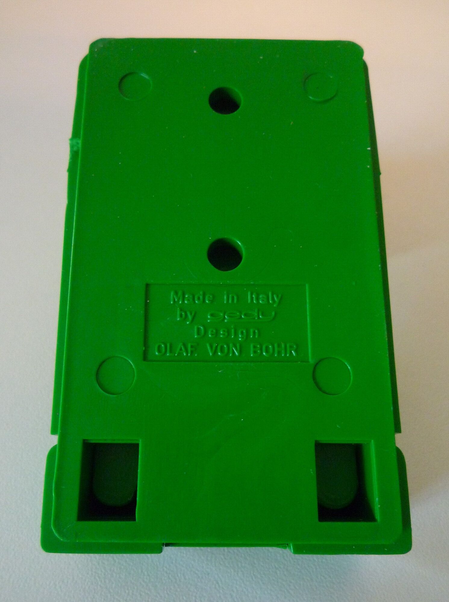 Paire de patères verte, design Olaf von Bohr 70