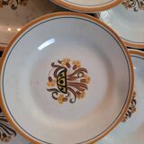 Dessert plates from Creil and Montereau
