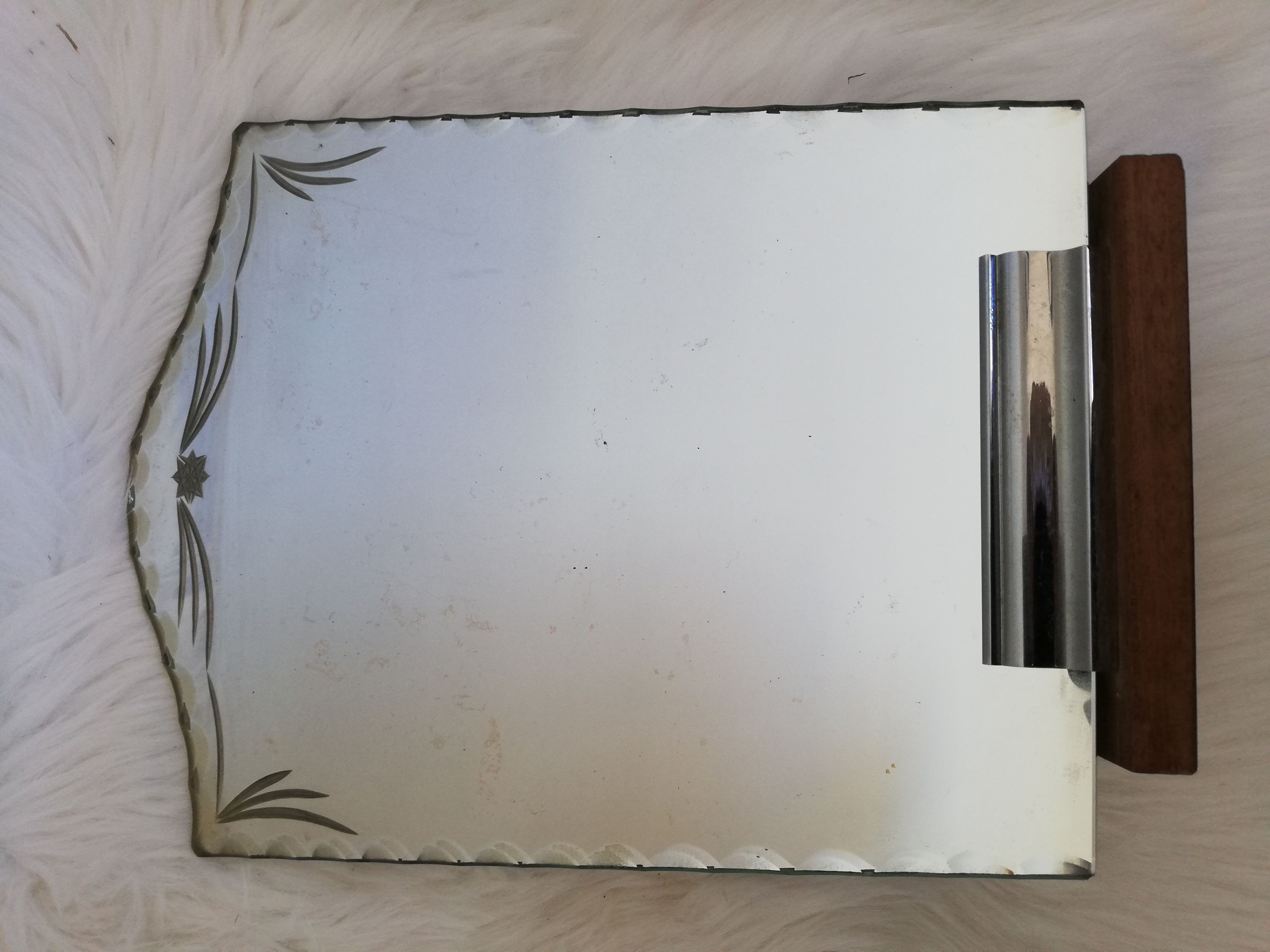 Art Deco beveled lay mirror
