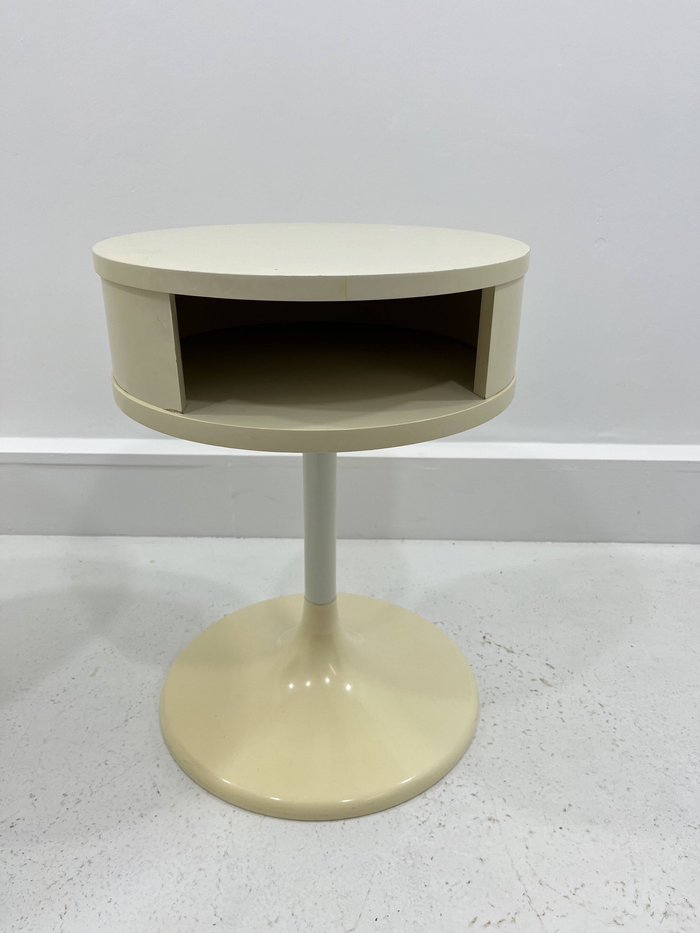 Tables d'appoint Tulipe de l'ère spatiale par Lusch Erzeugnis pour Lusch & Co, années 1970, ensemble de