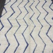 Moroccan Berber rug decorated 250cm x 150cm