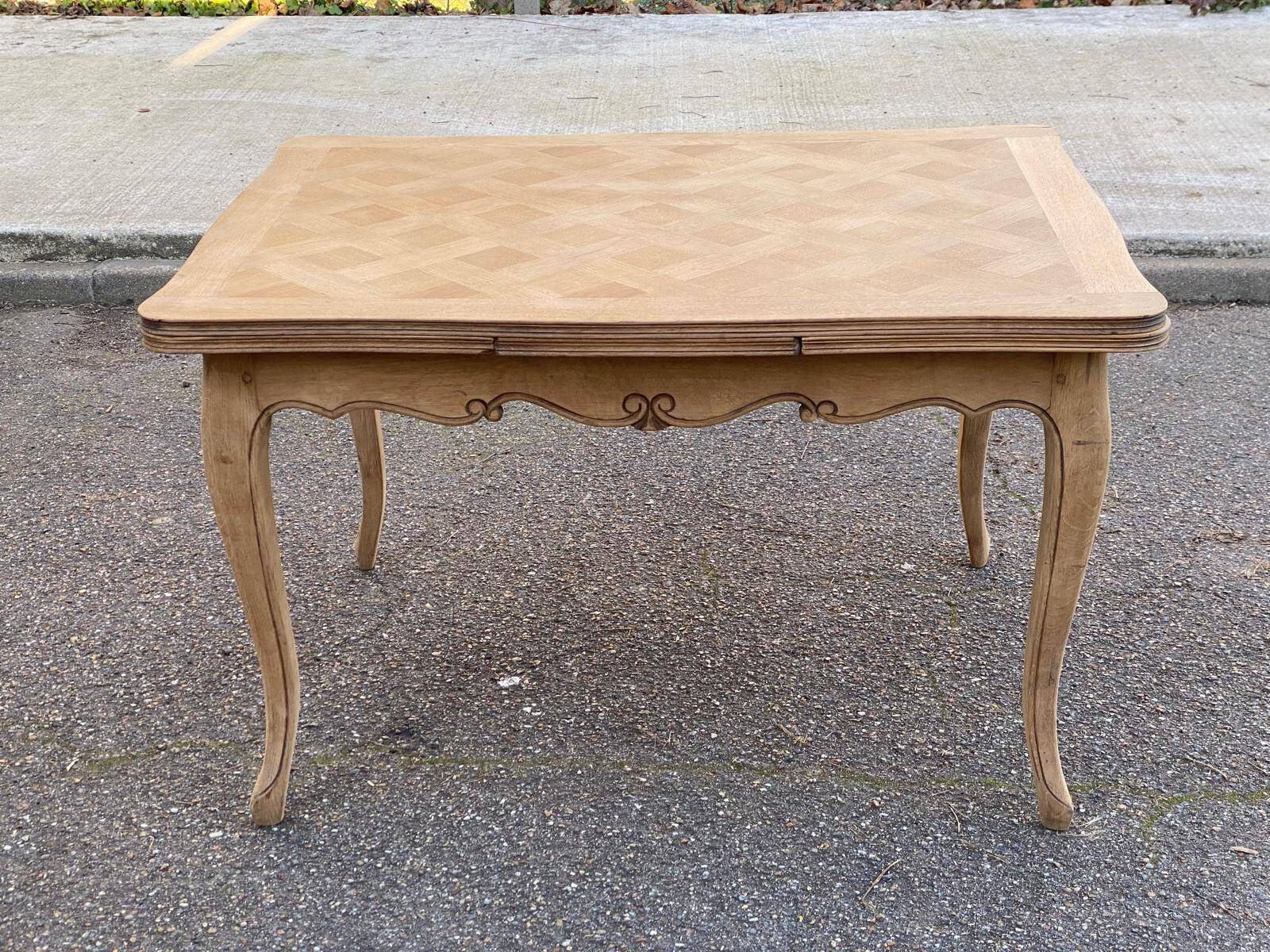 Louis XV extendable dining table, renovated, oak, 120-200cm, 19th century.