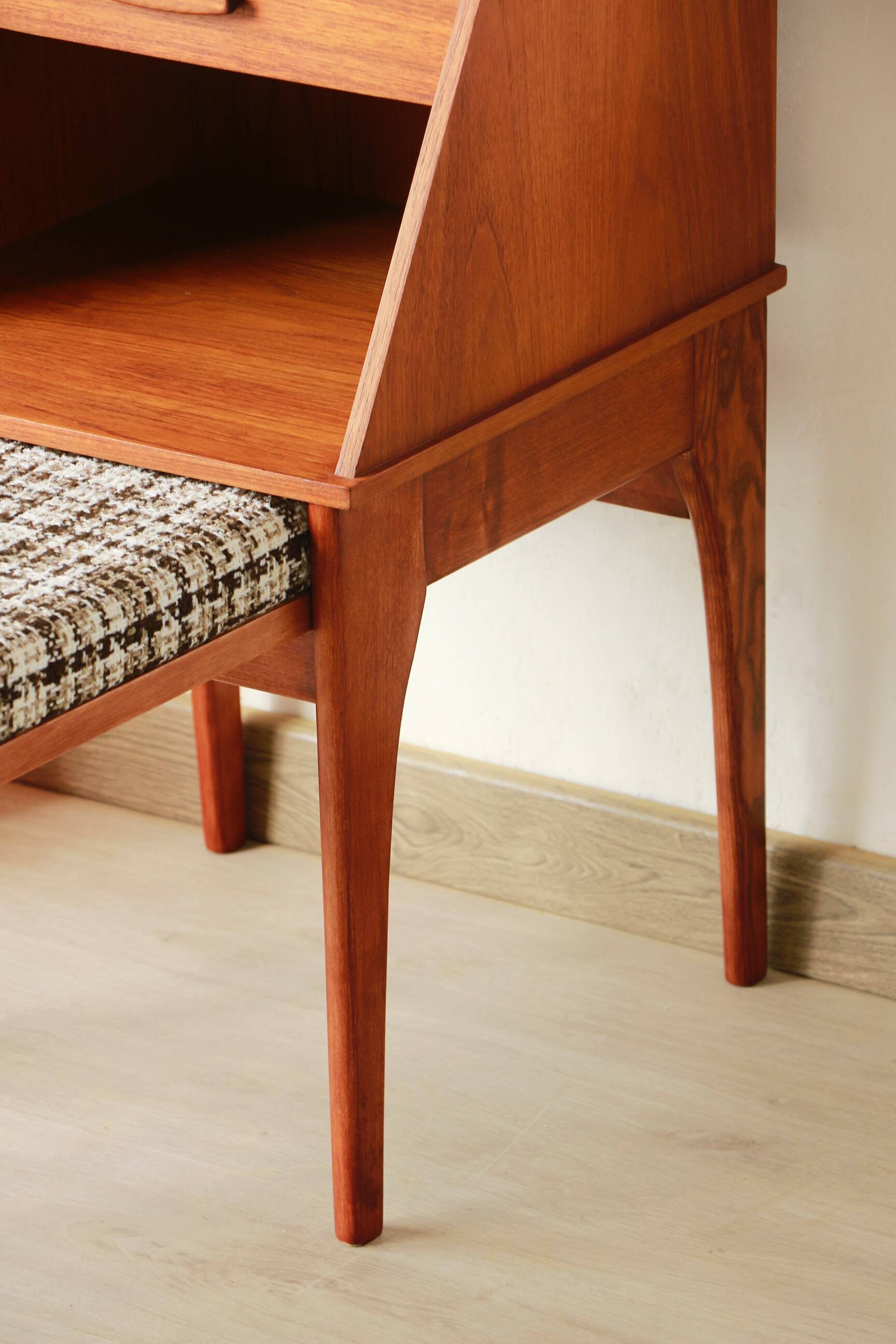 Vintage seat - old telephone cabinet - chippy seats