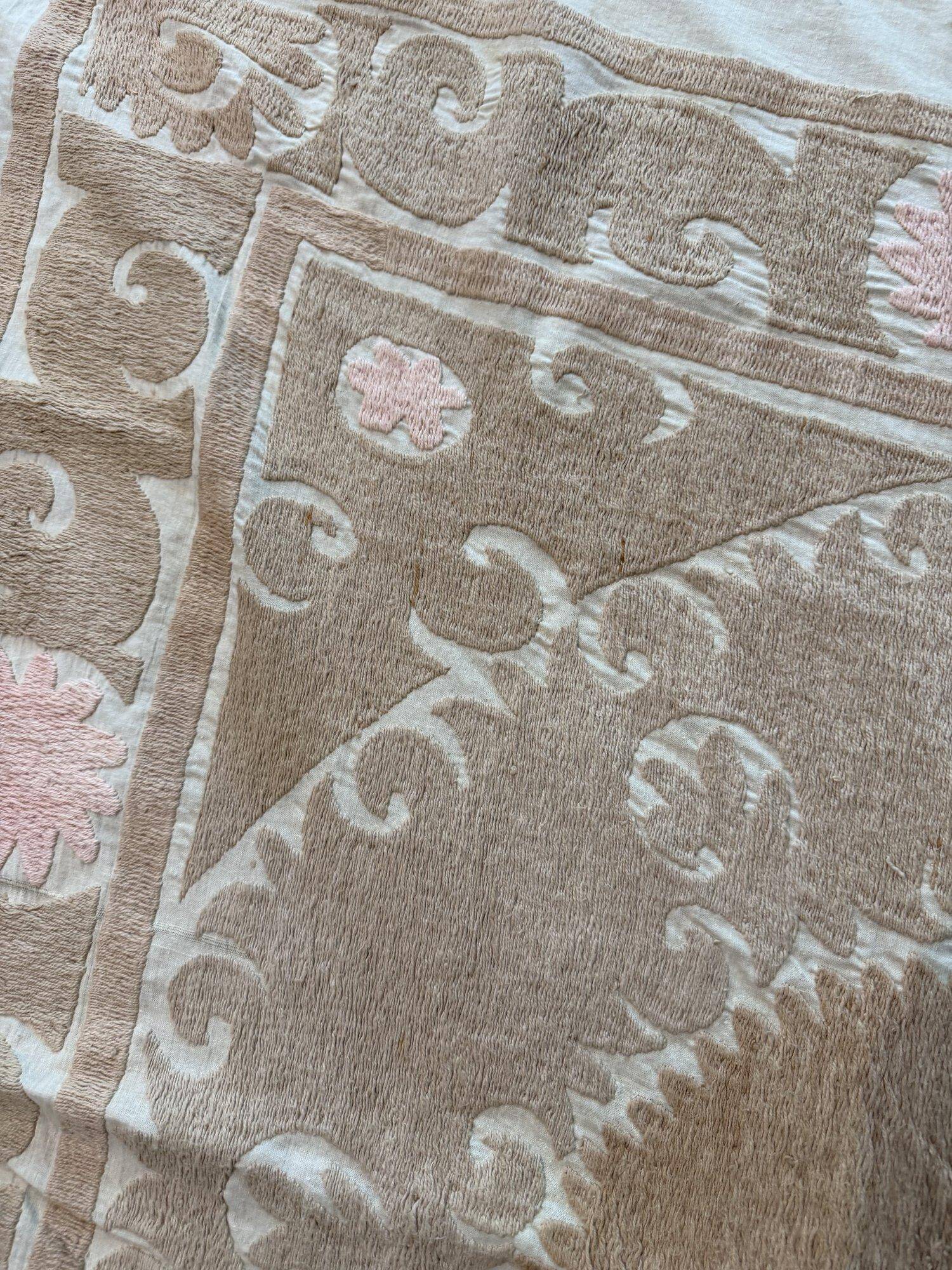Vintage hand-embroidered tablecloth 130x152 cm