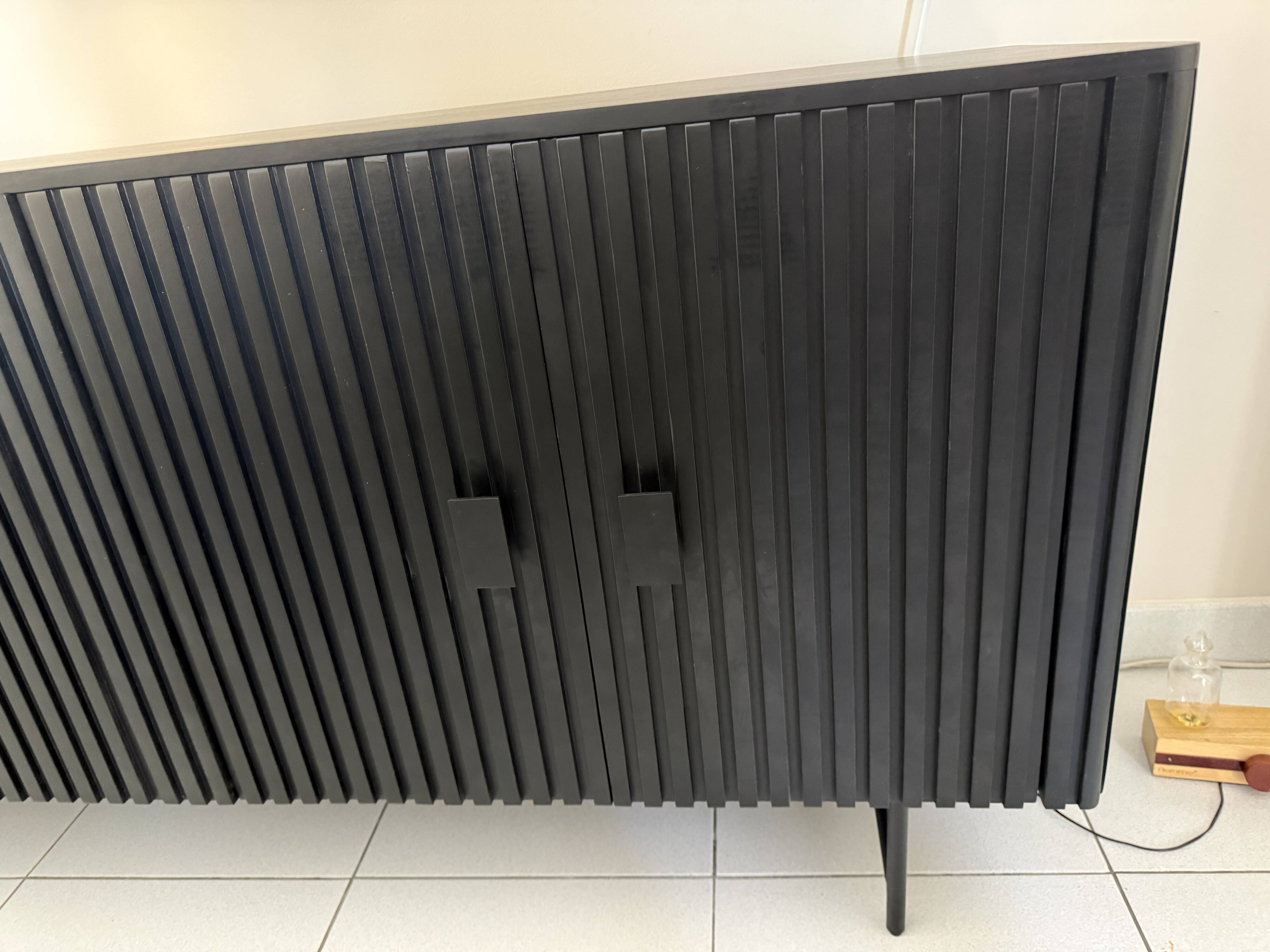 Buffet / black fluted wooden sideboard 170 x 80 cm