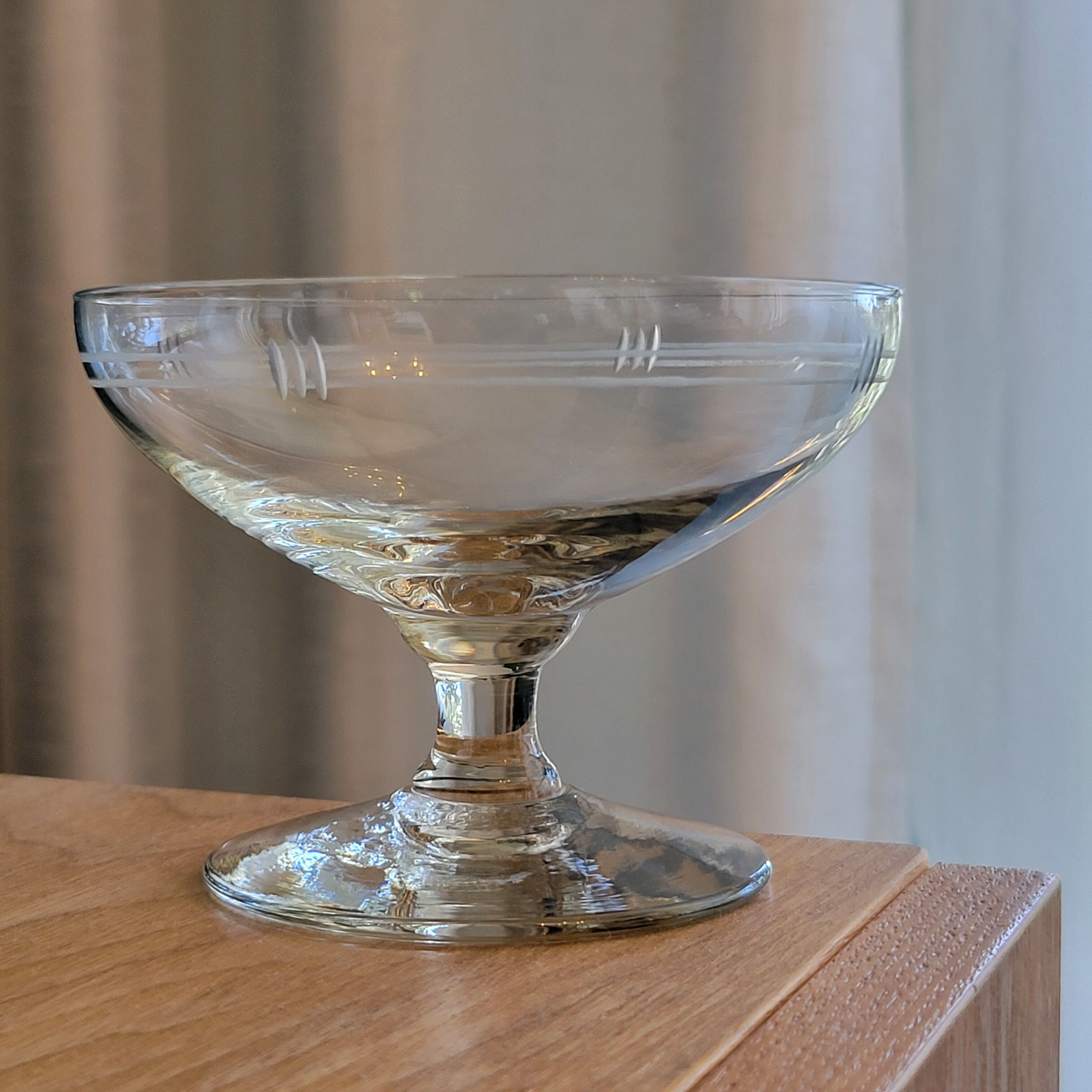 6 coupes à champagne en verre taillé vintage