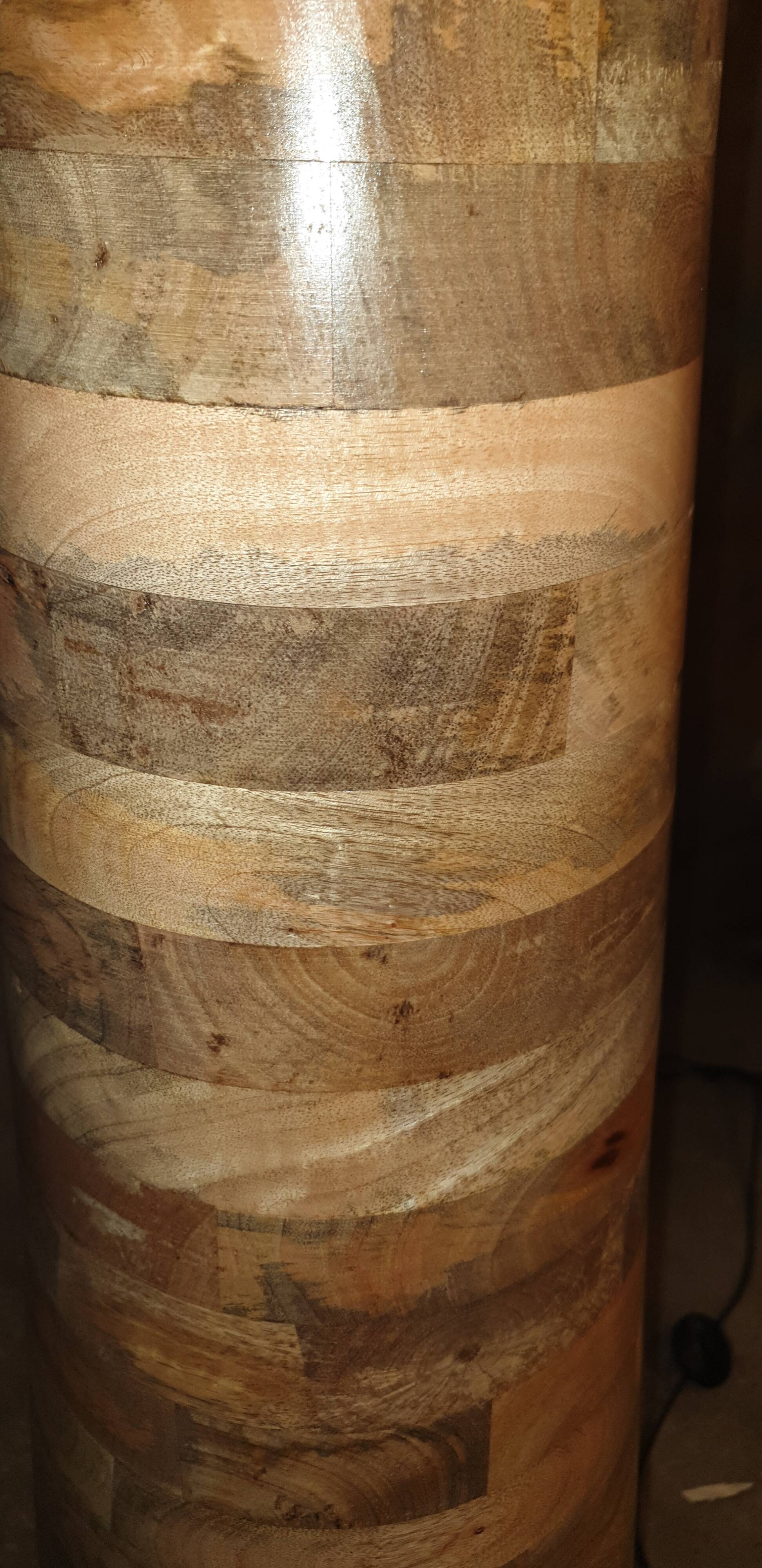 Design column floor lamp in mango wood