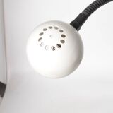 Articulated desk lamp