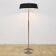 Lampe sur pied Van De Heg design chrome / abat-jour noir strié