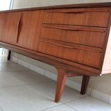 Scandinavian design sideboard buffet in 60s teak