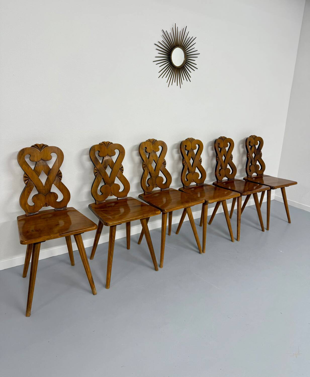 Set of 6 Alsatian double heart chairs in solid oak, early 20th century