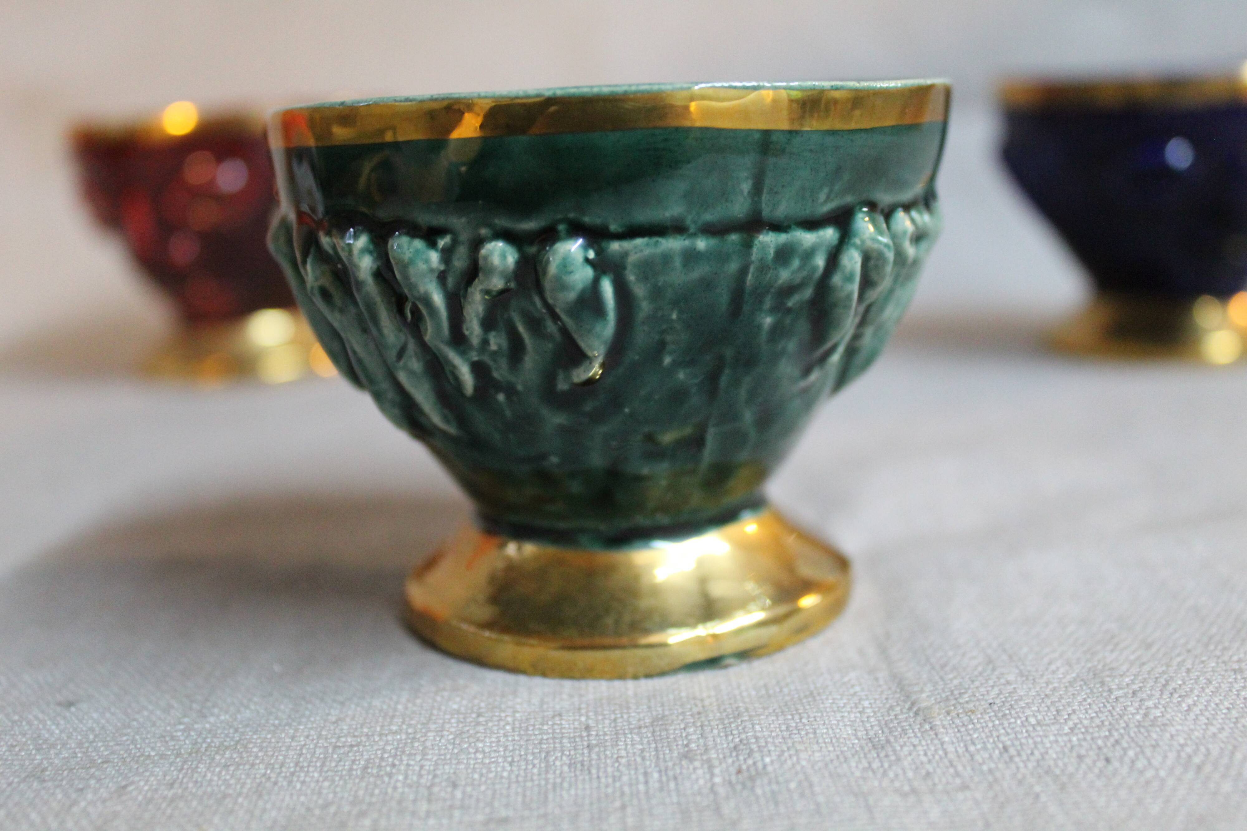 3 Anthropomorphic cups