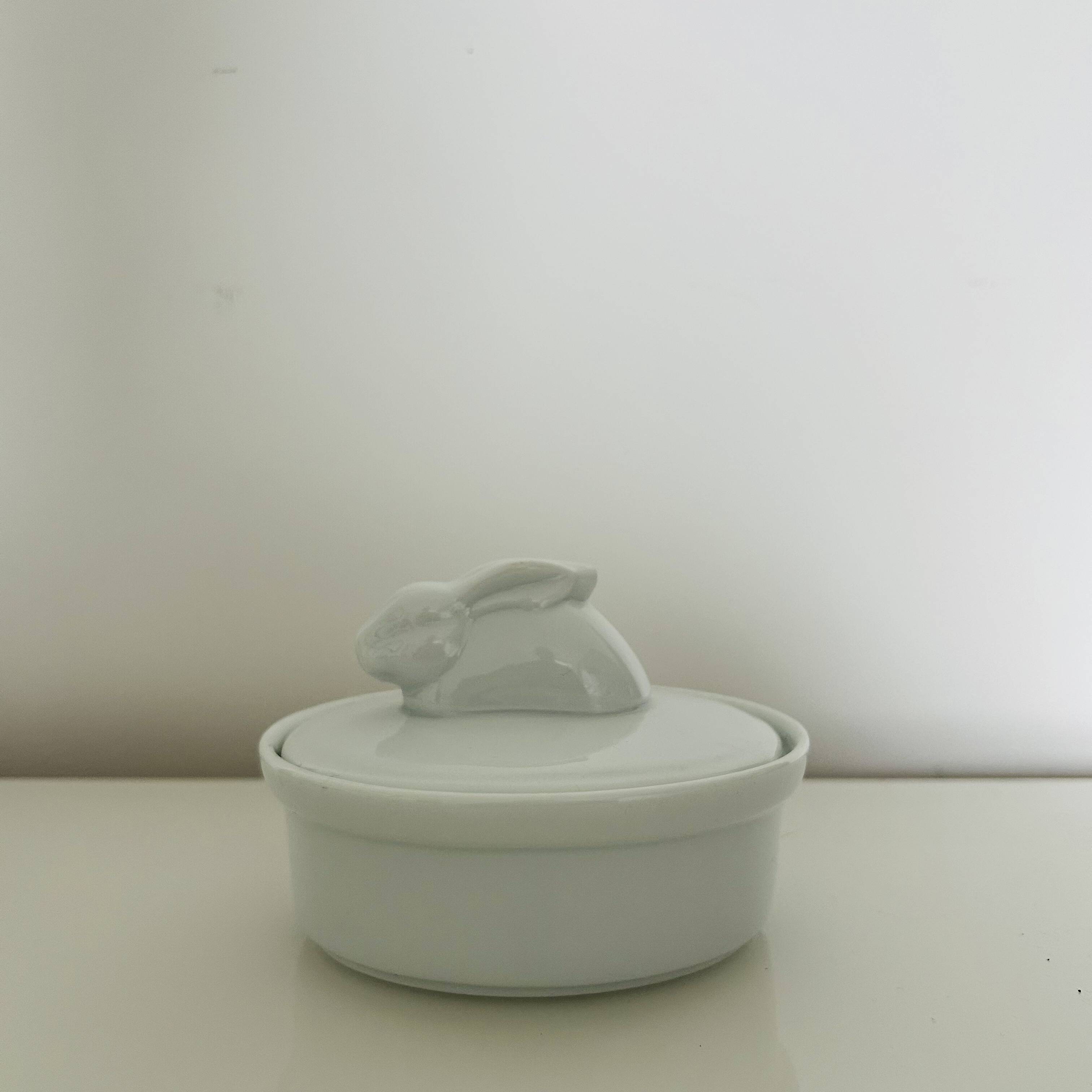 Small rabbit terrine in porcelain