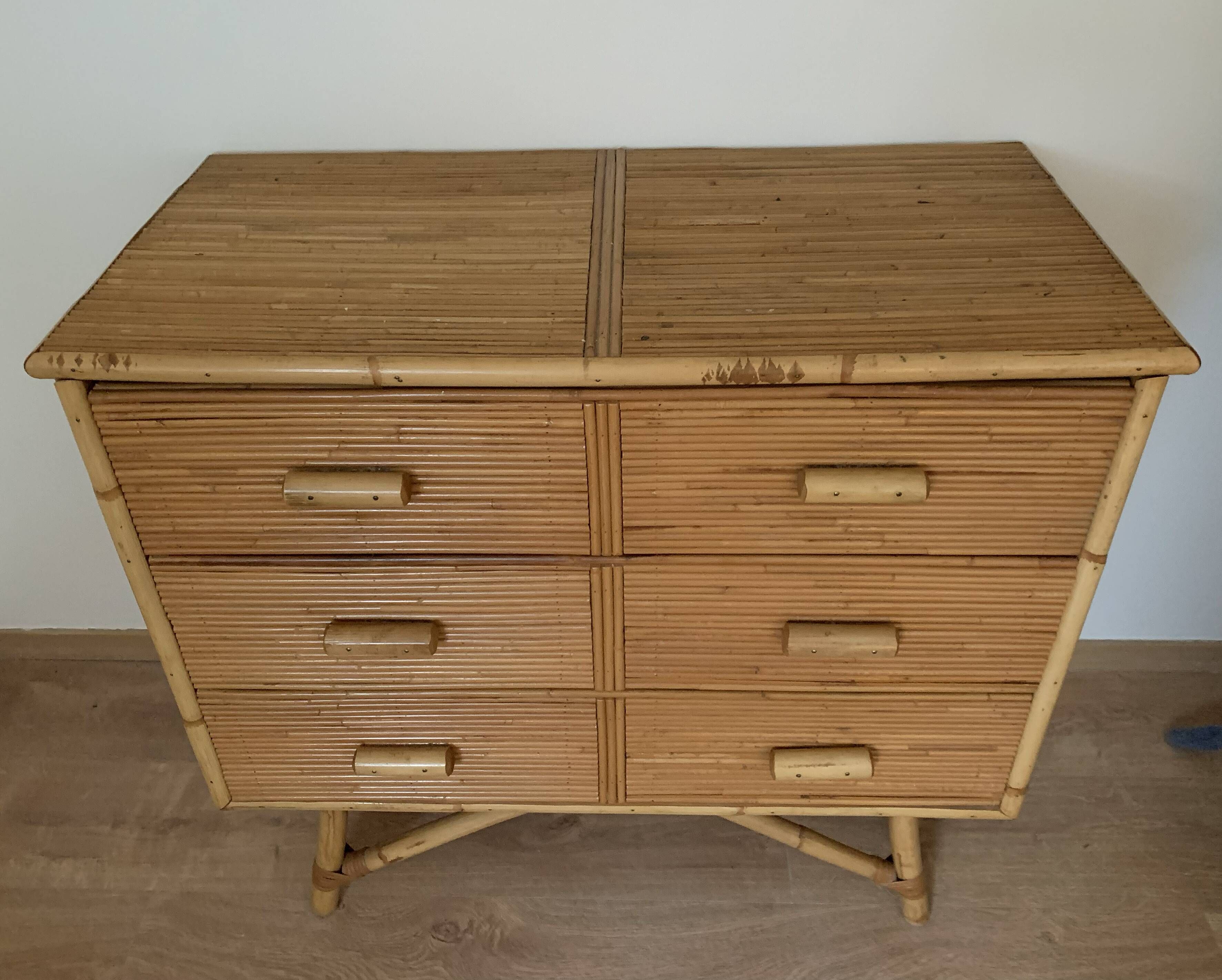 3-drawer rattan/bamboo chest of drawers attributed to Adrien Audoux and Frida Minnet. Circa 1950